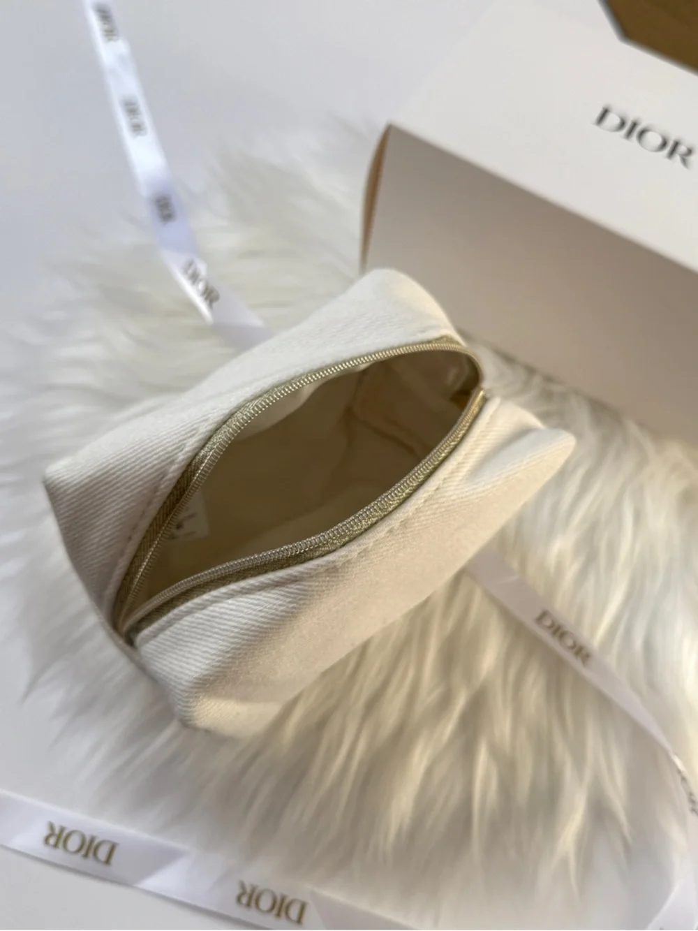 Dior Cream Canvas Mini Pouch Cosmetic Bag New in box - Picture 2 of 7
